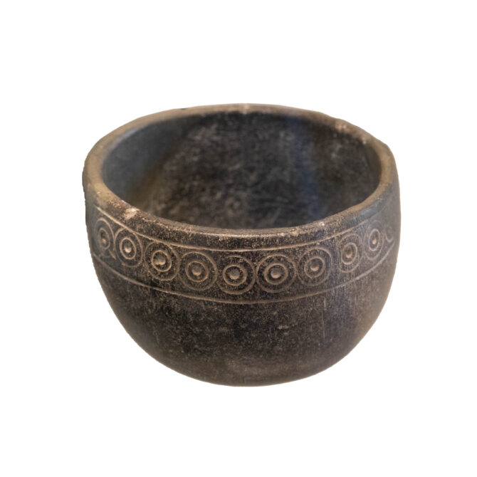 Steatite Bowl with Circle Dot decoration from Oman