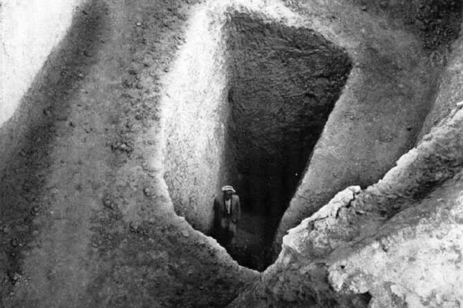 Trial Probe through layers of sand beneath the Temple Oval